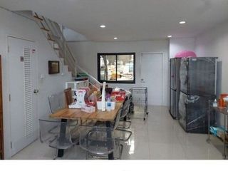 Local comercial en venta de 3 habitaciones en Thung Khru, Bangkok