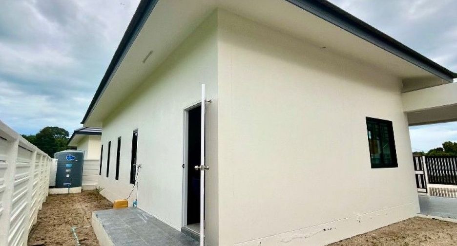 For sale 3 bedrooms house in Tha Sala, Nakhon Si Thammarat