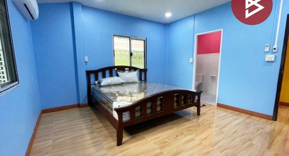 出售 3 卧室 独立屋 在 Ban Pong, Ratchaburi