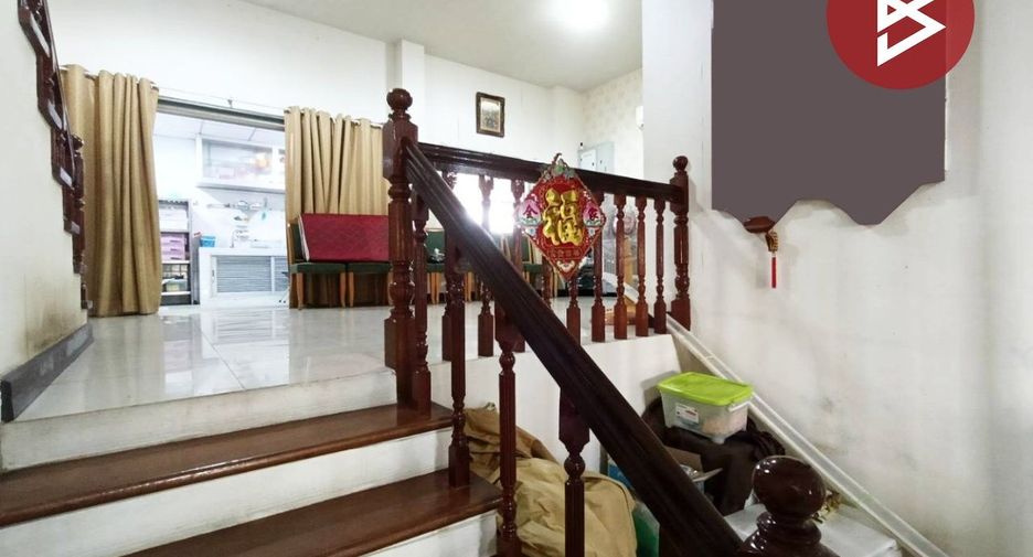 For sale 4 bedrooms house in Bang Khun Thian, Bangkok