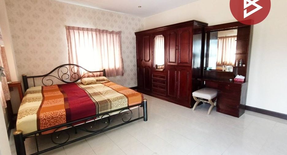 For sale 4 bedrooms house in Bang Khun Thian, Bangkok
