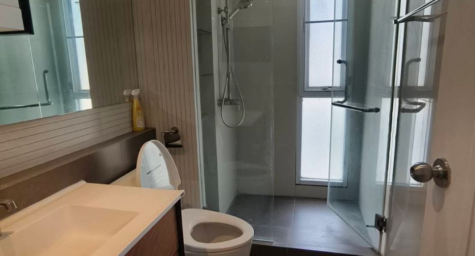 Wohnung zur Miete mit 1 Zimmer in Phra Khanong, Bangkok