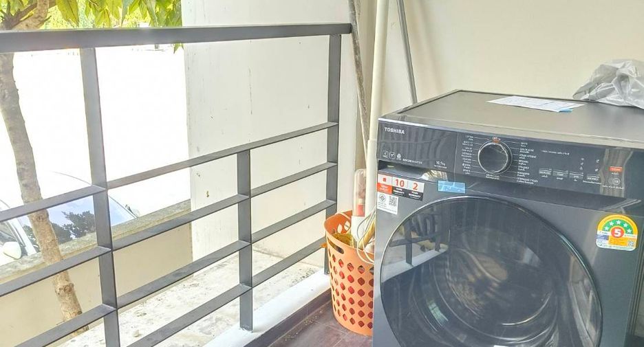 Wohnung zur Miete mit 1 Zimmer in Phra Khanong, Bangkok