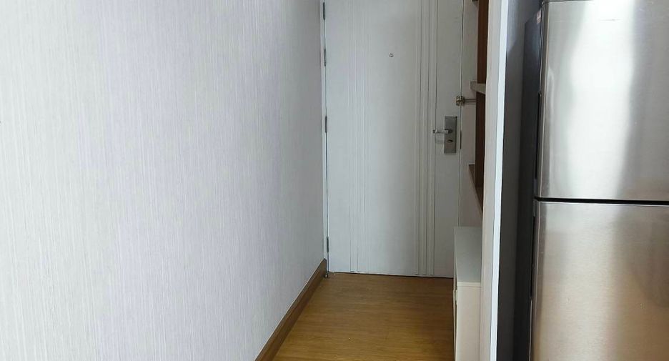 Wohnung zur Miete mit 1 Zimmer in Phra Khanong, Bangkok