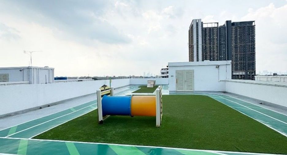 For sale 1 bed condo in Mueang Samut Prakan, Samut Prakan