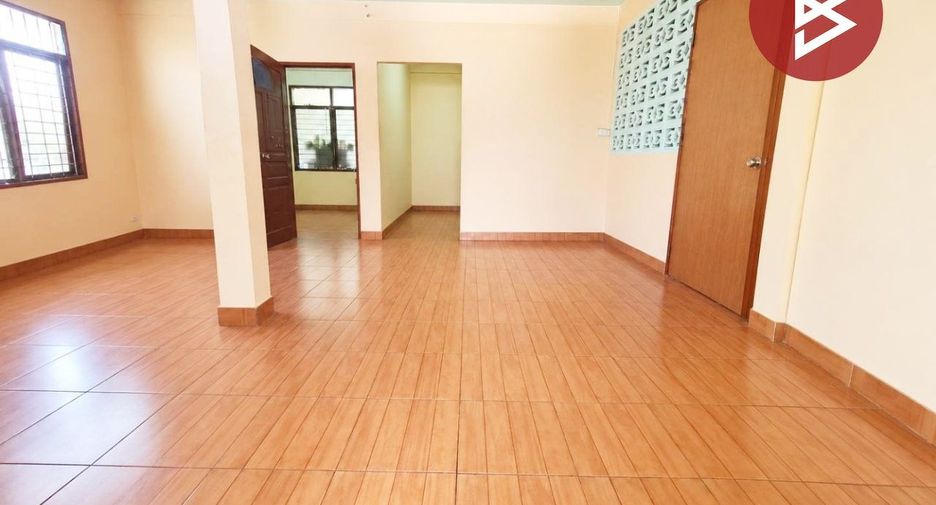 Casa en venta de 3 habitaciones en Mueang Chon Buri, Chonburi