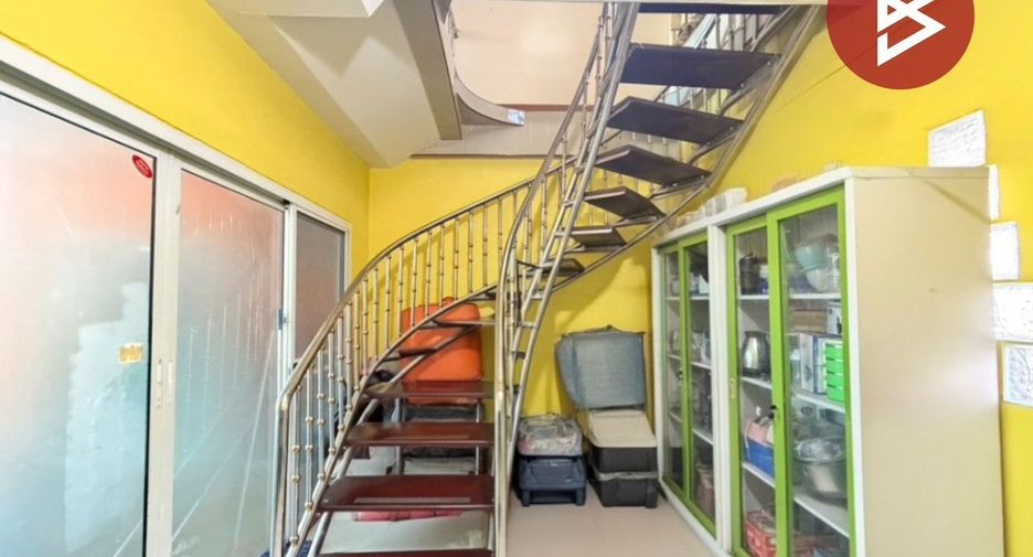 出售 5 卧室 独立屋 在 Nakhon Chai Si, Nakhon Pathom