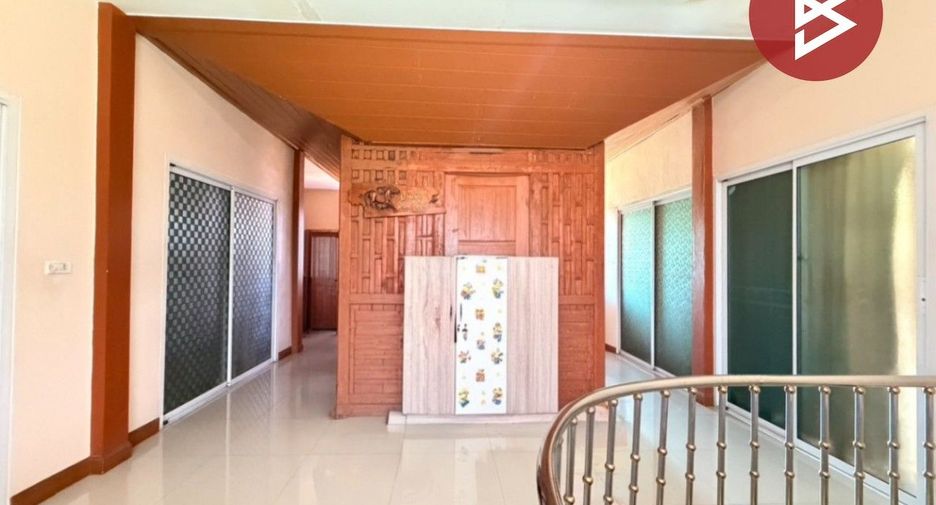 出售 5 卧室 独立屋 在 Nakhon Chai Si, Nakhon Pathom