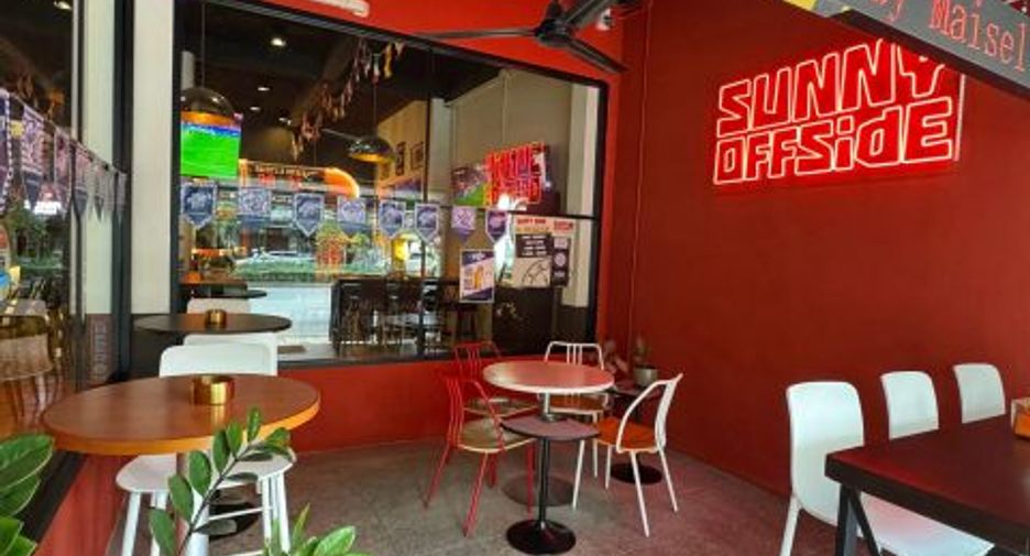 Local comercial en alquiler y en venta en Phra Khanong, Bangkok
