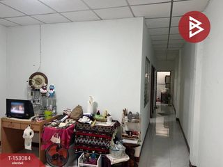 出售 2 卧室 联排别墅 在 Phra Samut Chedi, Samut Prakan