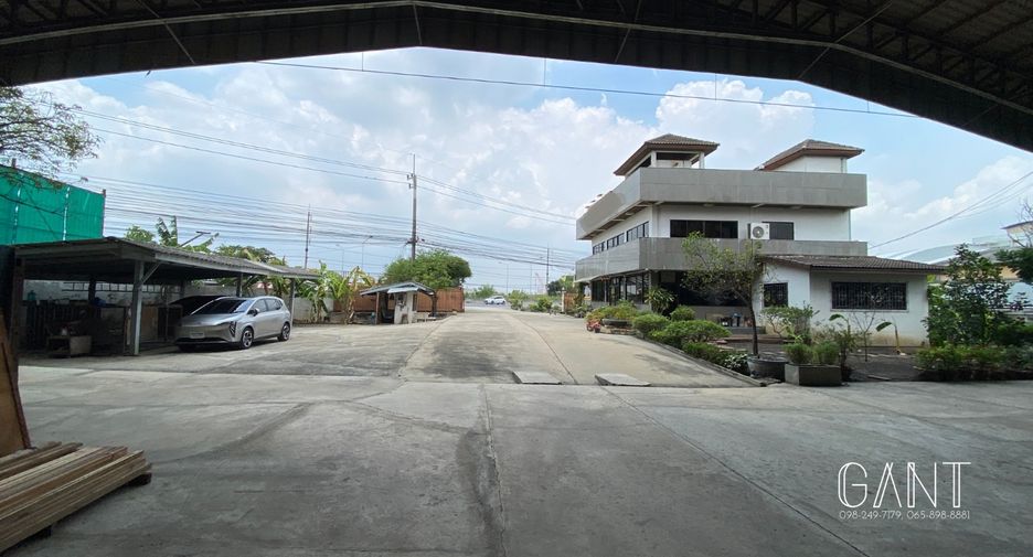 For sale warehouse in Mueang Pathum Thani, Pathum Thani