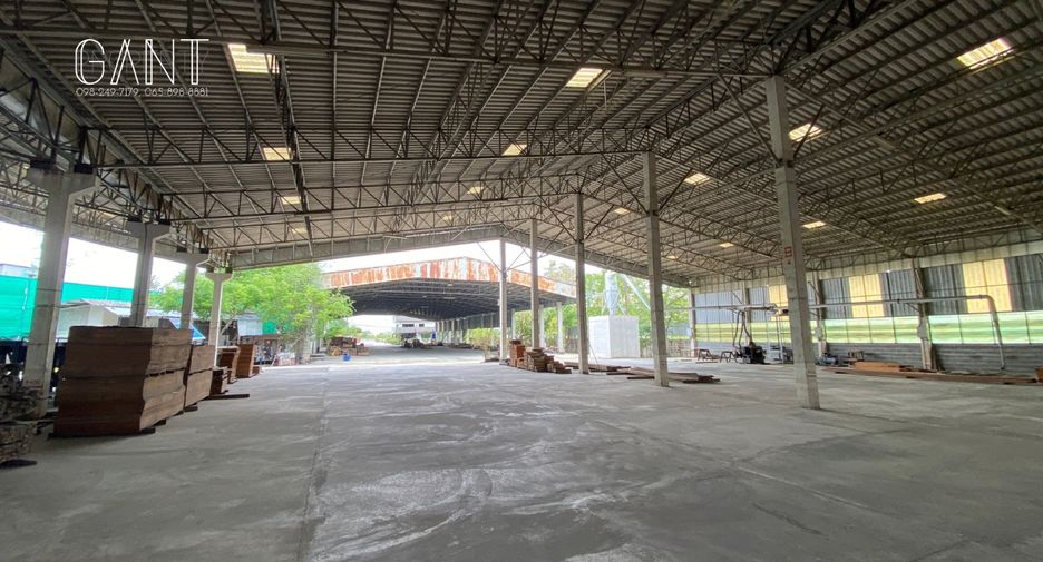 For sale warehouse in Mueang Pathum Thani, Pathum Thani