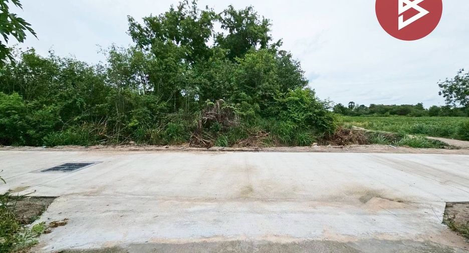 Casa en venta de 3 habitaciones en Phan Thong, Chonburi