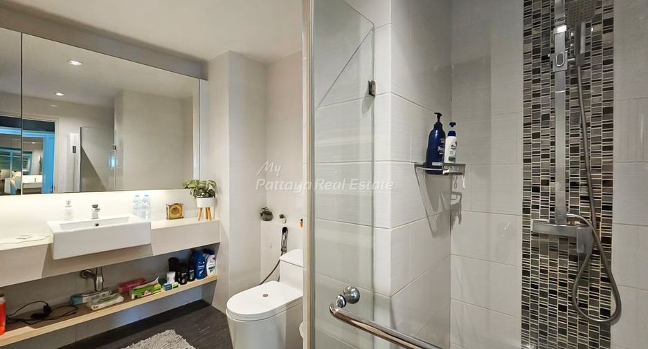 For sale 1 bed condo in Bang Lamung, Chonburi