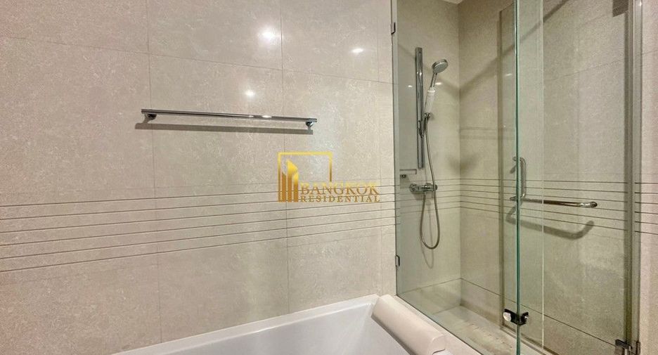 À louer 2 chambres condo à Pathum Wan, Bangkok