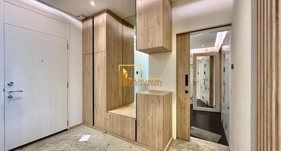 For rent 2 bedrooms condo in Bang Rak, Bangkok