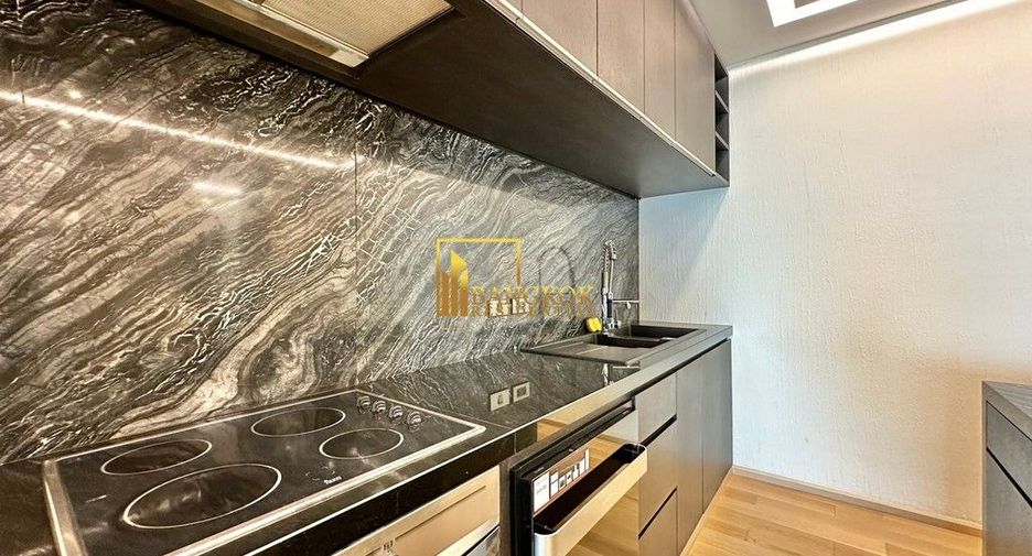 For rent 2 bedrooms condo in Bang Rak, Bangkok