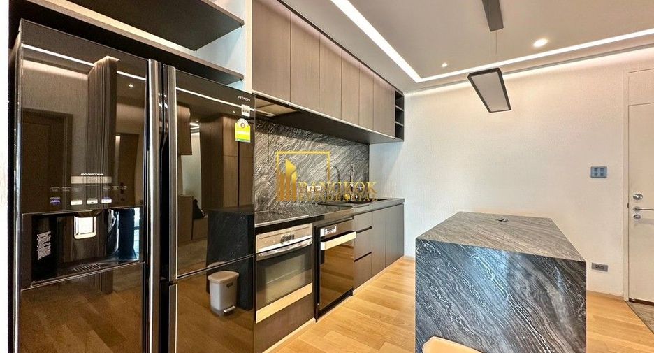 For rent 2 bedrooms condo in Bang Rak, Bangkok