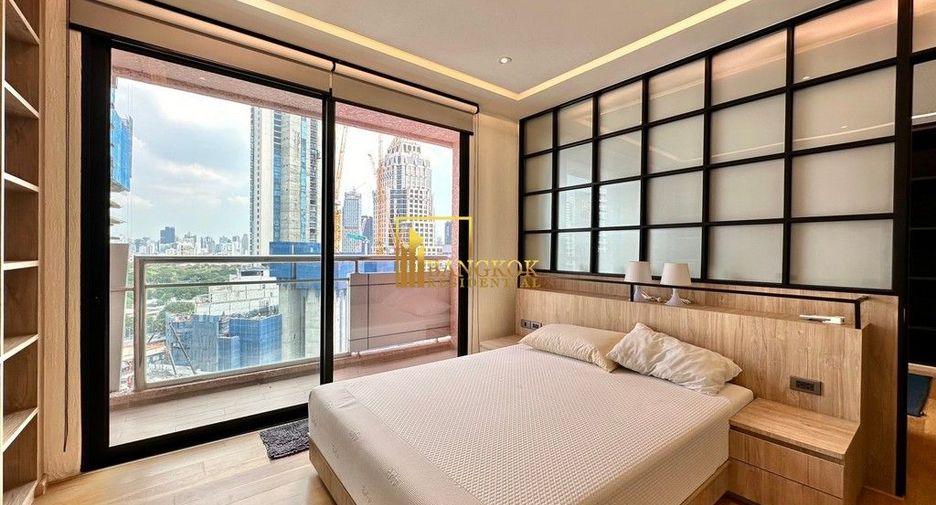 For rent 2 bedrooms condo in Bang Rak, Bangkok