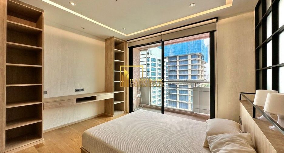 For rent 2 bedrooms condo in Bang Rak, Bangkok