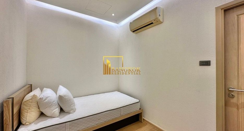 For rent 2 bedrooms condo in Bang Rak, Bangkok