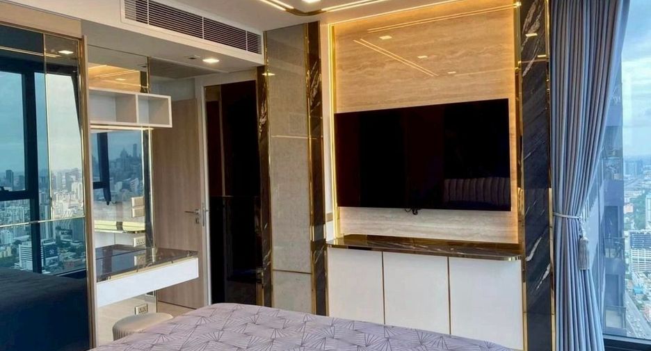 Продажа 2 спальни кондо в Хуаи Кхщанг, Бангкок