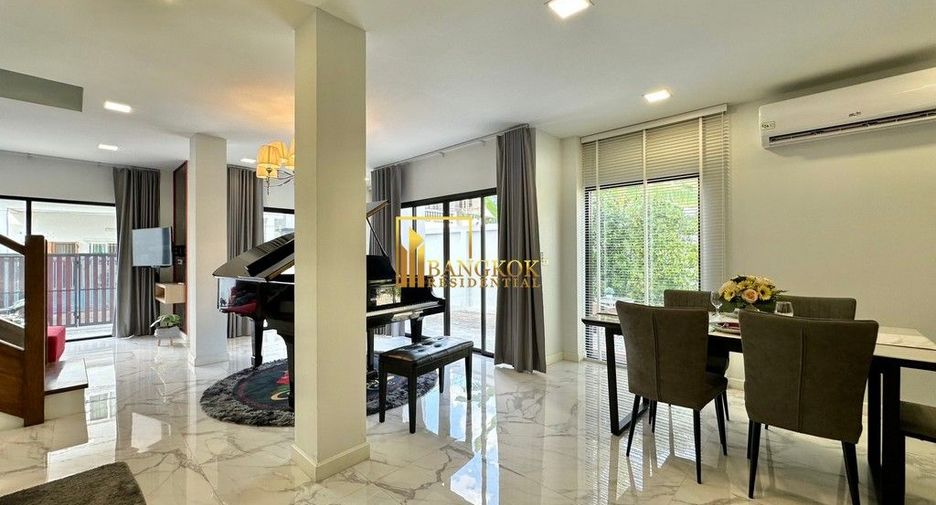 Casa en alquiler de 3 habitaciones en Watthana, Bangkok