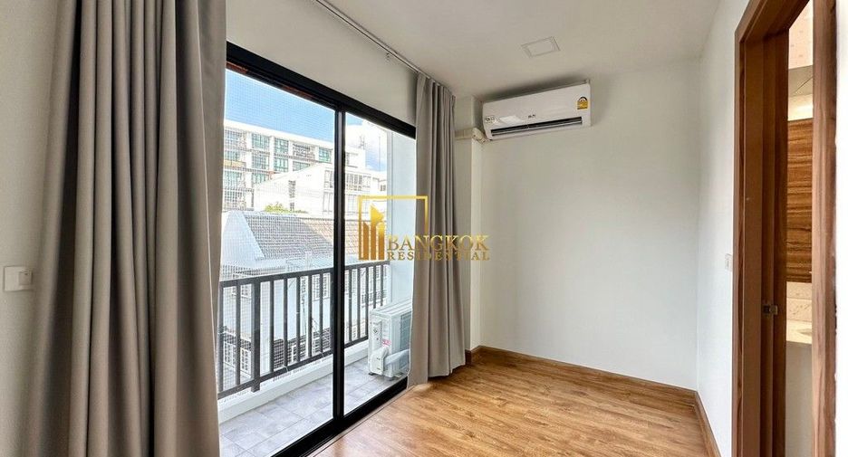 Casa en alquiler de 3 habitaciones en Watthana, Bangkok