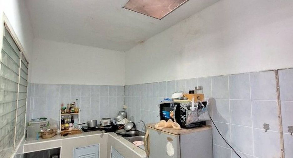 For sale 2 bedrooms townhouse in Thanyaburi, Pathum Thani