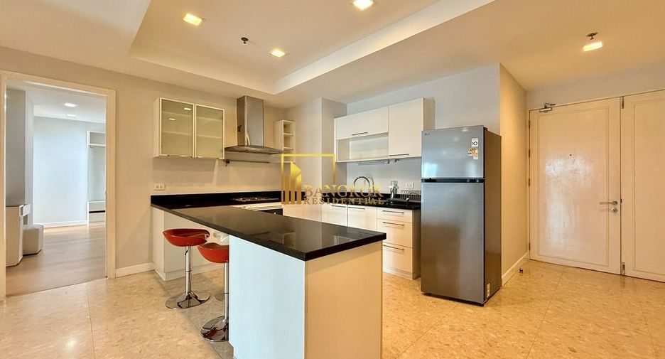 For rent 2 bedrooms condo in Khlong Toei, Bangkok
