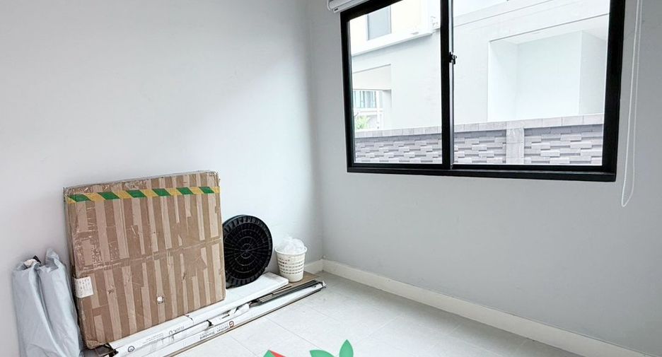 出售 4 卧室 独立屋 在 Lam Luk Ka, Pathum Thani