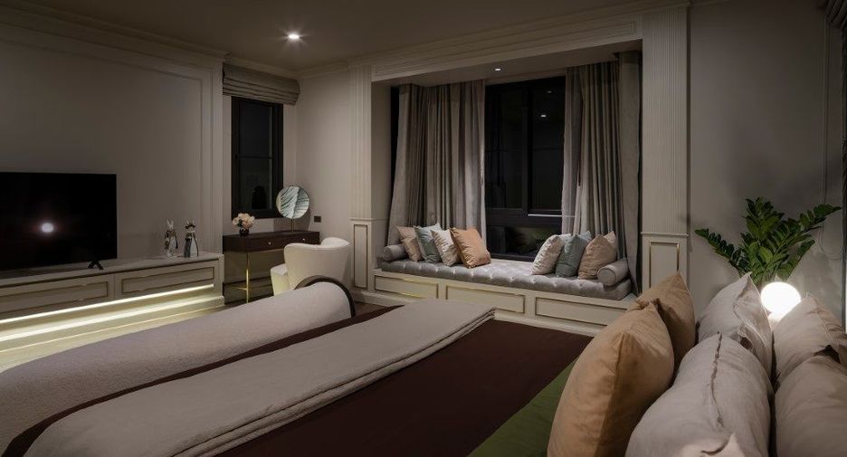 For sale 5 bedrooms house in Pak Kret, Nonthaburi