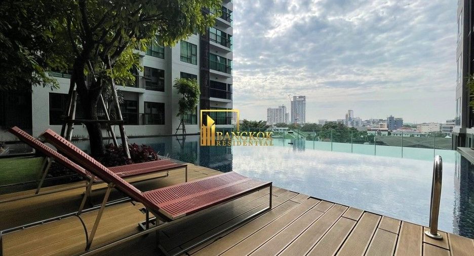 For rent 1 bed condo in Khlong Toei, Bangkok