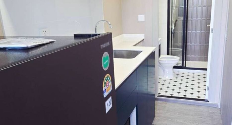 For rent 1 bed condo in Khlong Luang, Pathum Thani