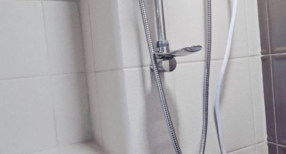 For rent 1 bed condo in Khlong Luang, Pathum Thani