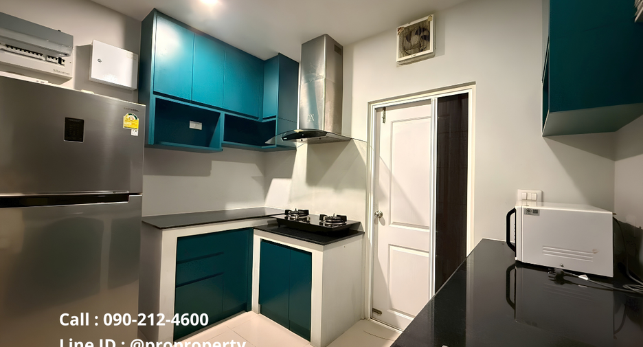 Haus zur Miete mit 4 Zimmer in Bang Khun Thian, Bangkok