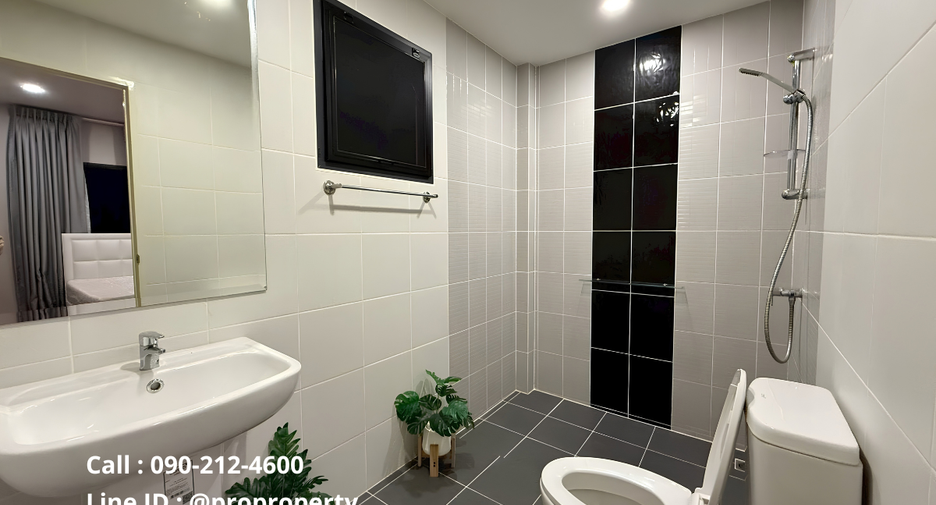 Haus zur Miete mit 4 Zimmer in Bang Khun Thian, Bangkok