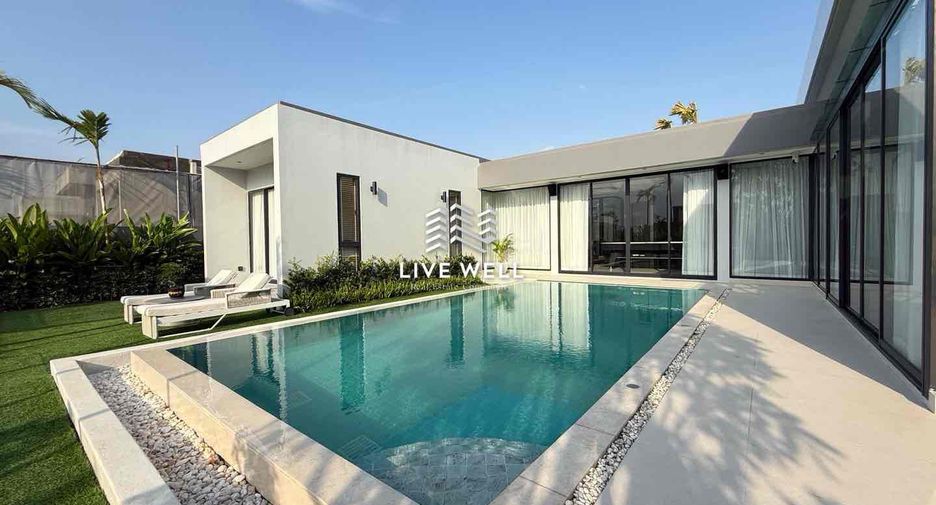 Villa en venta y en alquiler de 3 habitaciones en Bang Lamung, Chonburi
