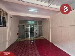 Casa adosada en alquiler y en venta de 3 habitaciones en Thung Khru, Bangkok