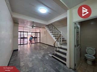Casa adosada en alquiler y en venta de 3 habitaciones en Thung Khru, Bangkok