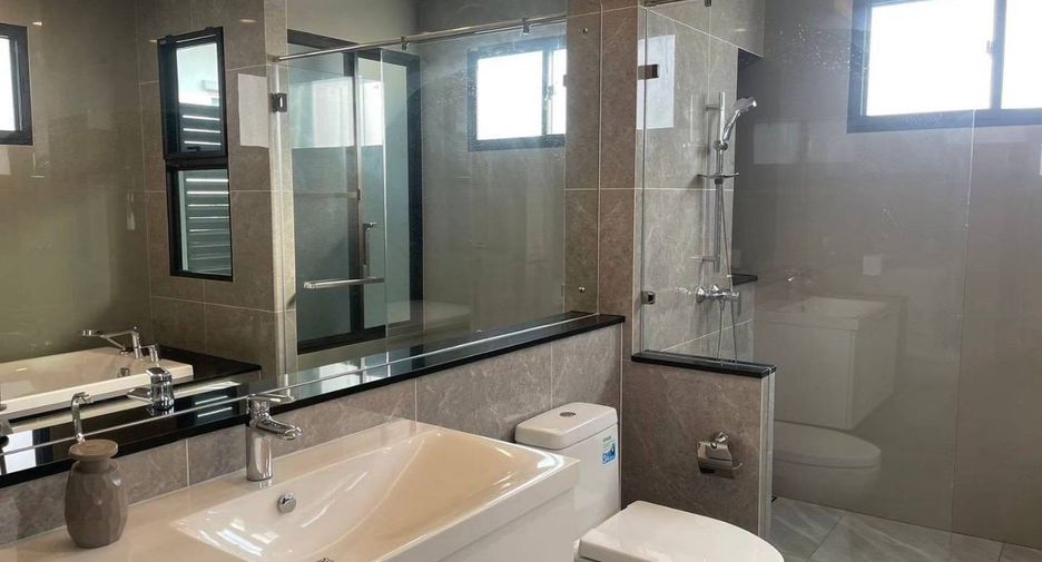 For rent 4 ベッドルーム house in Prawet, Bangkok