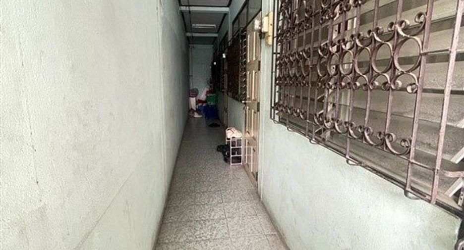For sale 13 bedrooms house in Khlong Luang, Pathum Thani