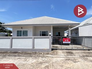 Casa en venta de 3 habitaciones en Tha Yang, Phetchaburi