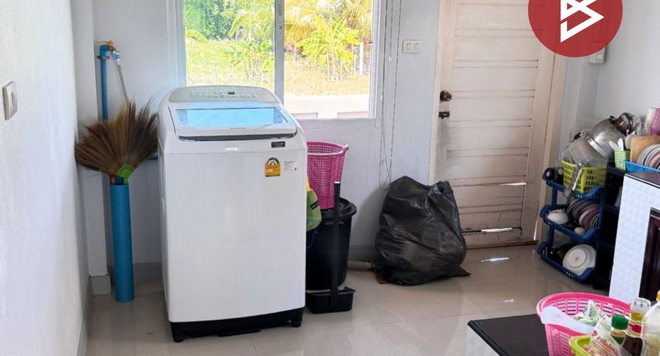 Casa en venta de 3 habitaciones en Tha Yang, Phetchaburi