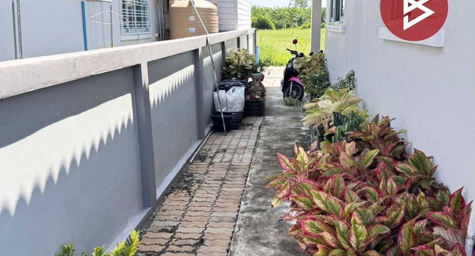 Casa en venta de 3 habitaciones en Tha Yang, Phetchaburi