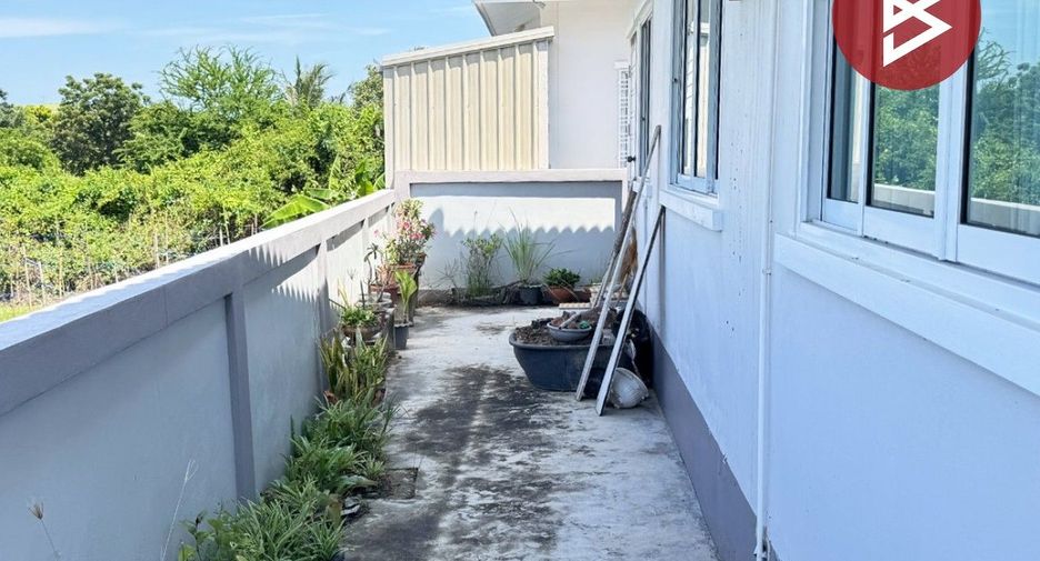 Casa en venta de 3 habitaciones en Tha Yang, Phetchaburi