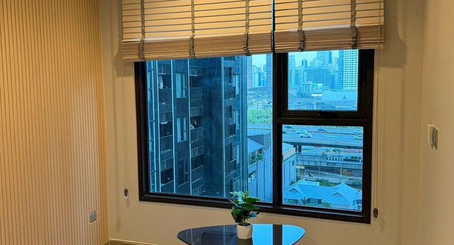 Condo en alquiler de 1 habitaciones en Huai Khwang, Bangkok