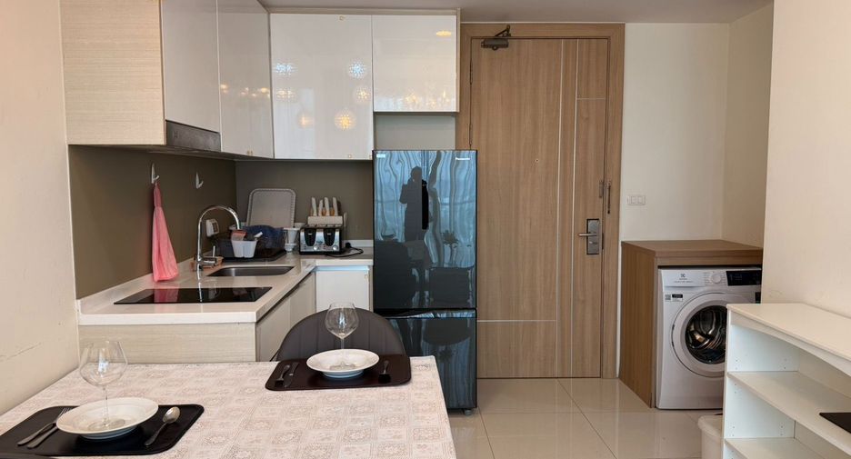 Wohnung zur Miete mit 1 Zimmer in Bang Lamung, Chonburi