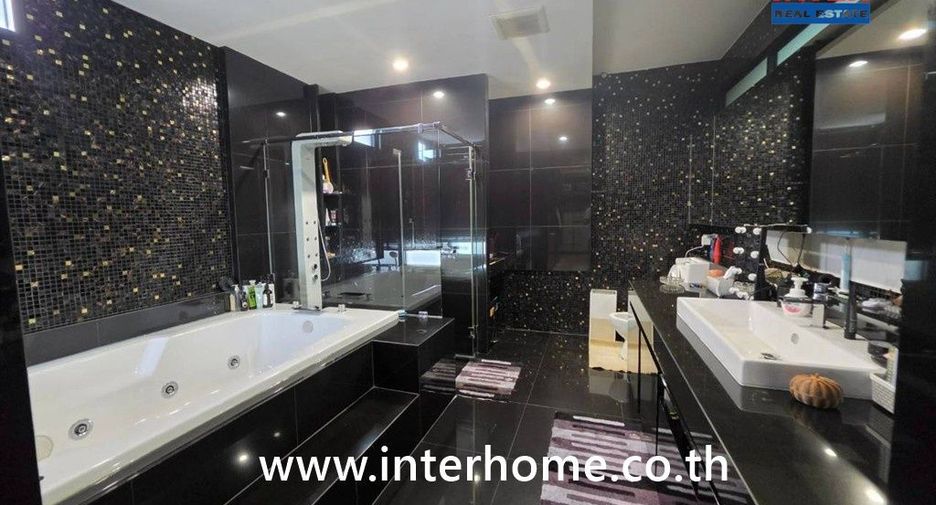 Casa en venta de 3 habitaciones en Bueng Kum, Bangkok