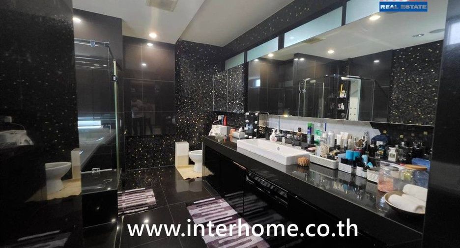 Casa en venta de 3 habitaciones en Bueng Kum, Bangkok